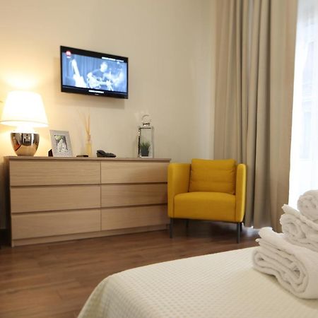 Khome Rooms & Apartment Catania Esterno foto