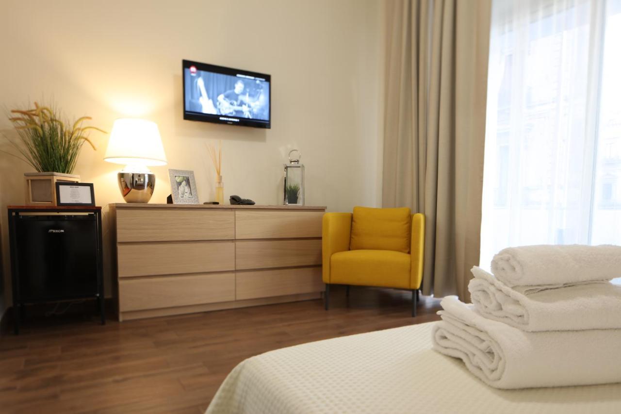 Khome Rooms & Apartment Catania Esterno foto