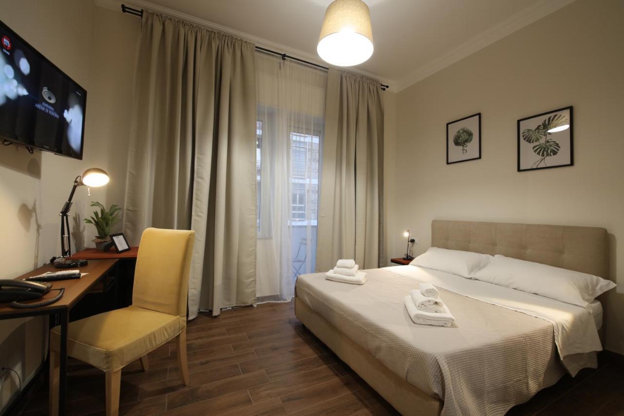 Khome Rooms & Apartment Catania Esterno foto